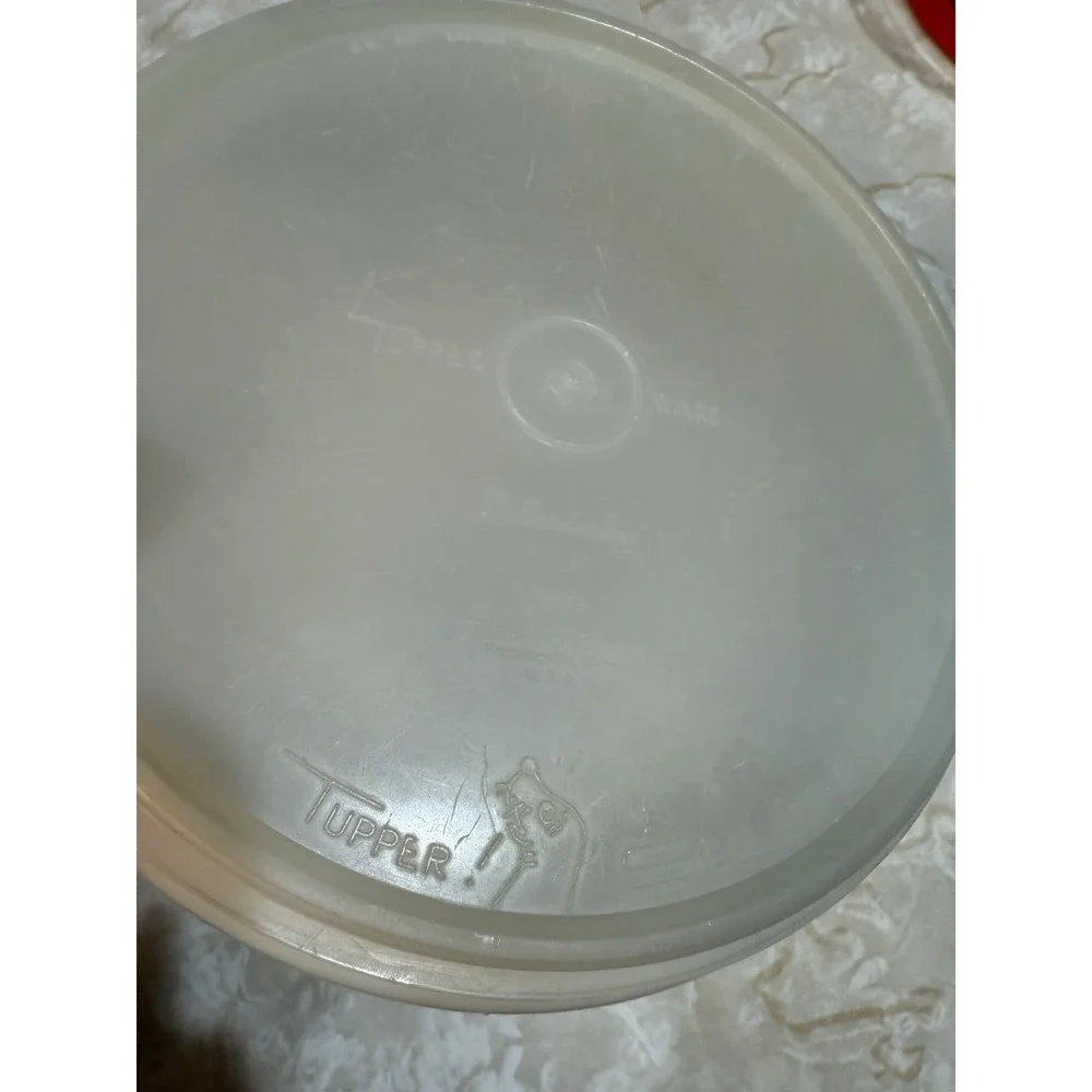 Vtg Tupperware Bowl 271-10 With Lid Millionaire Line‎ Seal 228-5  Circa 1954 EUC